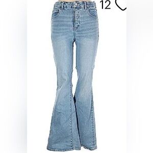 American eagle - boho flare- low rise - size 4- slight light wash